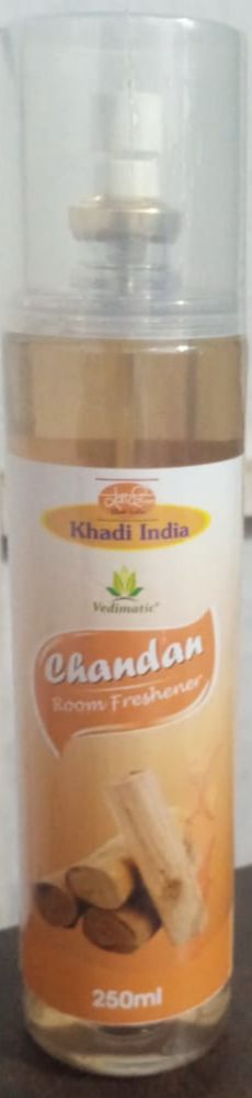 KHADI CHANDAN ROOM FRESHENER (250 ML)